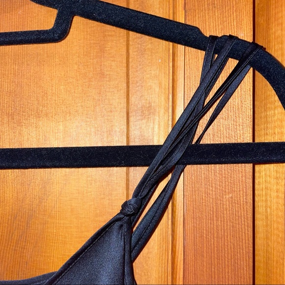 NWOT Trina Turk Silky Top with Rhinestones - Picture 3 of 4